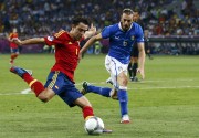 Испания - Италия - Финальный матс на чемпионате Евро 2012, 1 июля 2012 (322xHQ) Af6e0b201619526