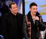 Джонатан Рис-Майерс и Джон Траволта (Jonathan Rhys Meyers, John Travolta) Visit BET's 106 & Park at BET Studios on February 2, 2010 (25хHQ) 294f55207756140