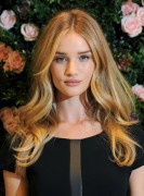 Rosie Huntington Whiteley ロージー・ハンティントン・ホワイトレー