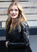 Rosie Huntington Whiteley ロージー・ハンティントン・ホワイトレー